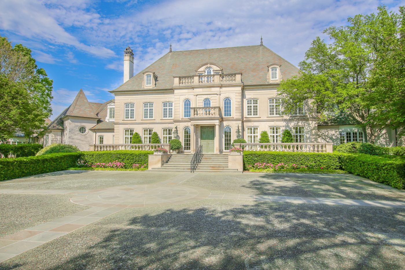 18,000 SF Home on 43 Acres: Pilgrim’s Pride: Chicken Magnate Mansion to be Sold at Auction