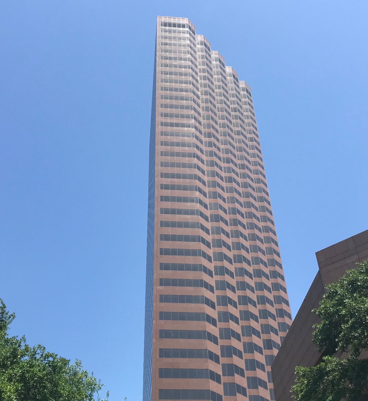 Starwood Sells 41-Story Skyscraper to Energy Firm